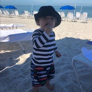 JCREW Crewcuts navy blue bucket hat, medium